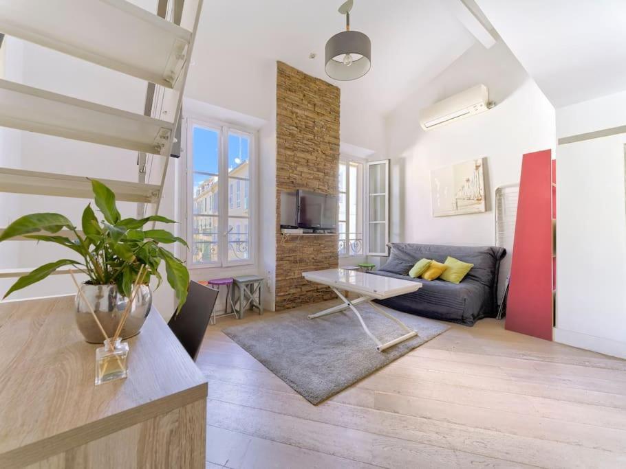Apartment Cosy Duplex, Hyper Centre, Wifi,air Conditionner Nice