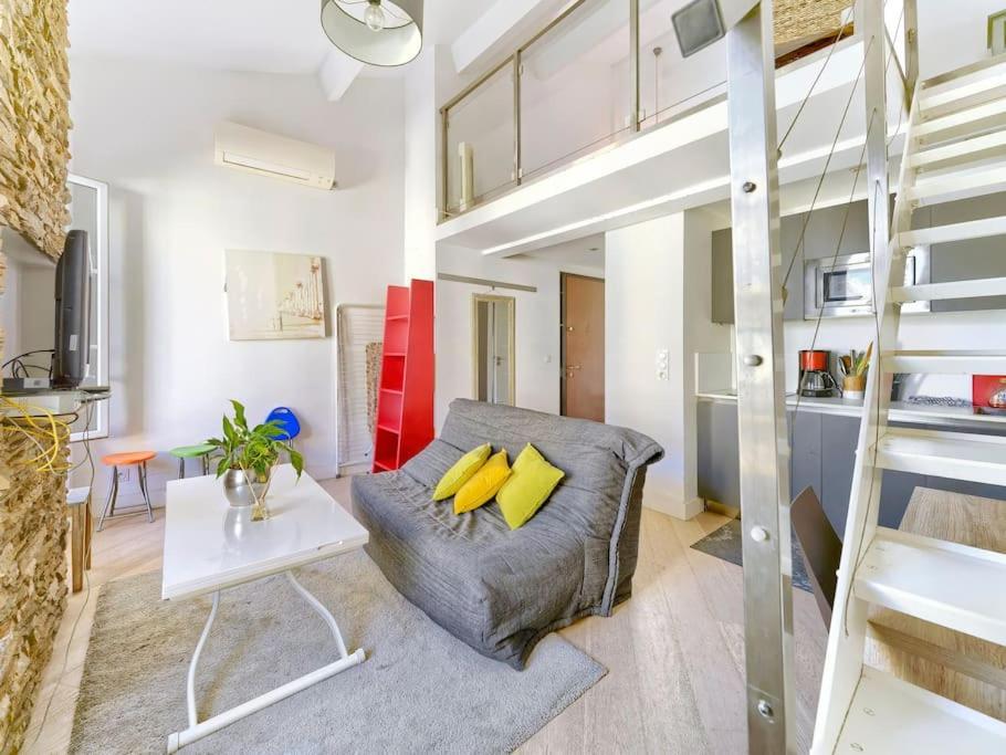 Cosy Duplex, Hyper Centre, Wifi,air Conditionner Apartment
